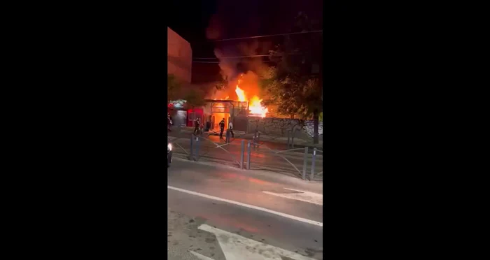 Incendiu puternic pe Șoseaua Colentina: restaurant și trei magazine distruse parțial în Sectorul 2