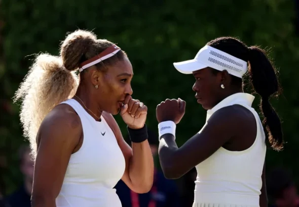 Victoria Mboko s-a accidentat la Queen's Club și a abandonat în fața Karolinei Pliskova