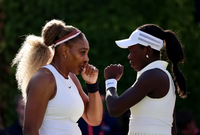 Victoria Mboko s-a accidentat la Queen's Club și a abandonat în fața Karolinei Pliskova