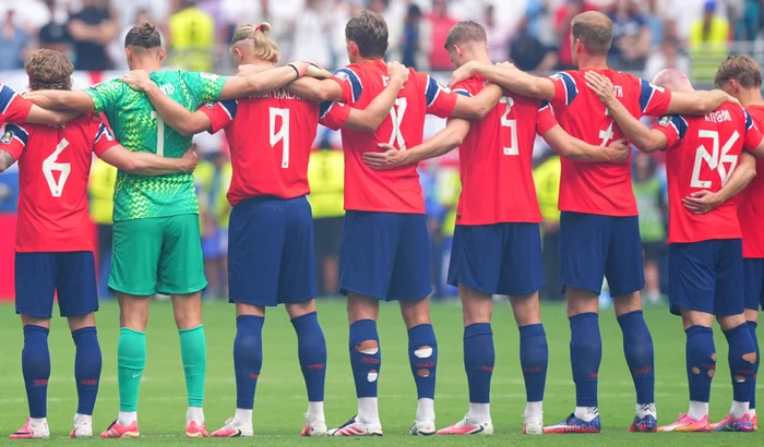 De ce mulți fotbaliști își taie sau rulează șosetele la Cupa Mondială 2026