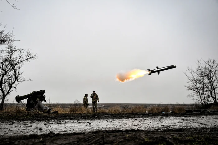 Tribunalul București obligă Guvernul să desecretizeze numărul și data hotărârilor privind ajutoarele militare pentru Ucraina