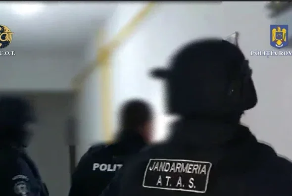 Percheziții DIICOT la Casa de Pensii București și în șapte județe pentru presupuse pensii obținute fraudulos