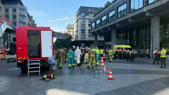 Doi români afectați de incendiul din centrul Bruxellesului: un mort și un rănit grav