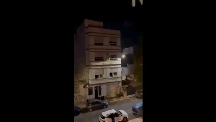Un bloc din Benetússer, lângă Valencia, s-a prăbușit după ce locatarii au evacuat clădirea din cauza fisurilor