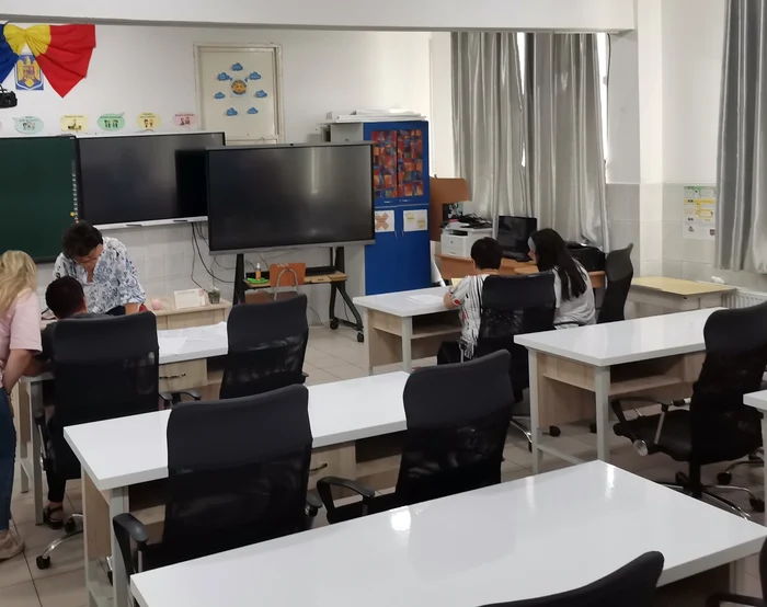 Cum aleg elevii și părinții liceul: pasiuni, medii și recomandări ale diriginților