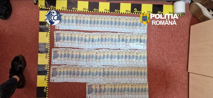 Şapte reţinuţi şi 13 sub control judiciar după destructurarea unei reţele care vindea vechime fictivă în muncă