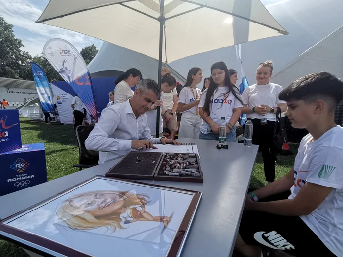 Nadia Comăneci, întâlnire emoționantă cu copiii din Slatina la 50 de ani de la primul «10»