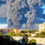 Zelenski salută loviturile cu drone asupra unor centre logistice ruse; opt morți și incendiu la un depozit de petrol