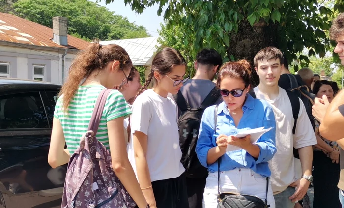 Candidații: subiectele de la Bac 2026, la Matematică și Istorie, au fost accesibile