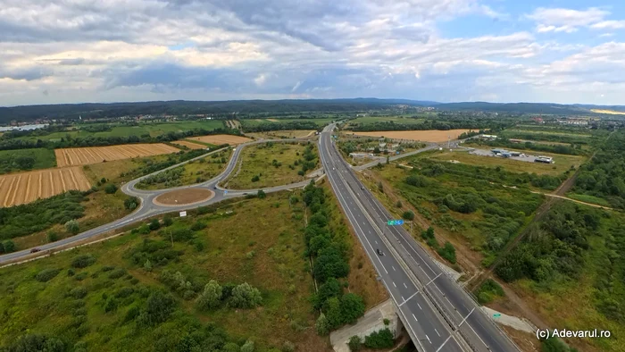 Când poți fi amendat pentru că mergi prea încet: regulile privind viteza minimă pe autostrăzi și drumuri publice