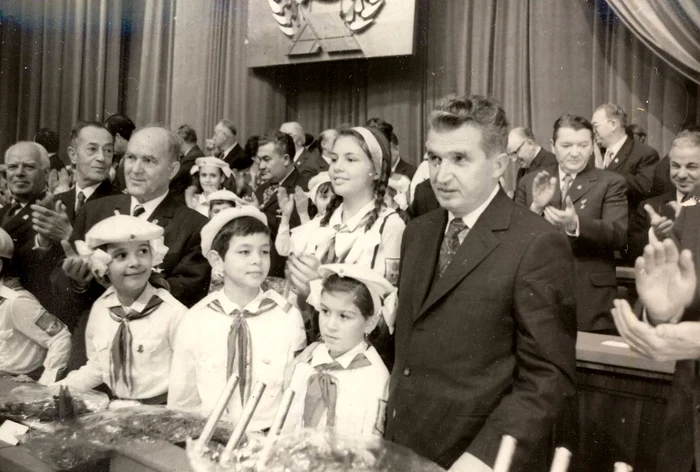 Ceaușescu, Tezele din iulie 1971: planul ideologic pregătit cu ani înainte de turneul asiatic