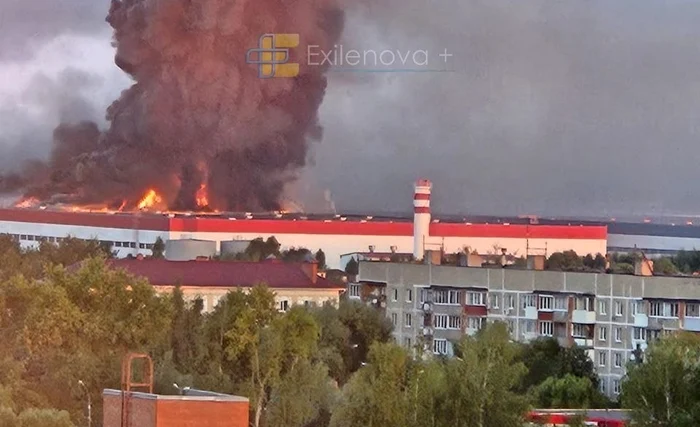 Atacuri cu drone lovesc centre logistice din jurul Moscovei: incendii la Wildberries și parcul Iujnie Vrata