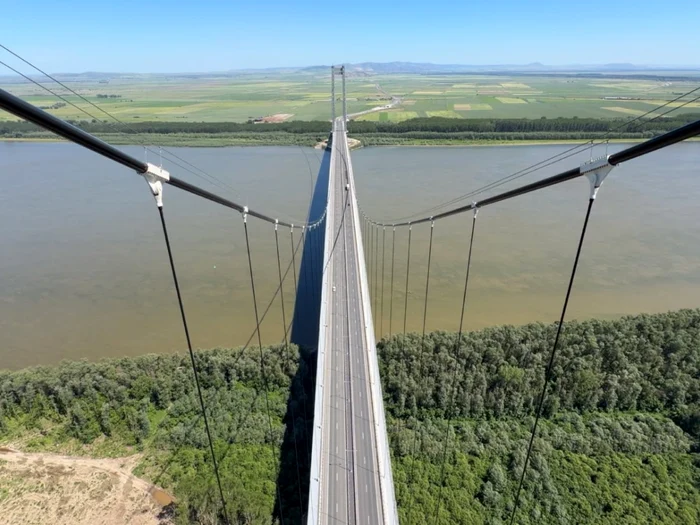 Noi restricții pe podul de la Brăila: circulație deviată pe banda 2 până pe 10 august