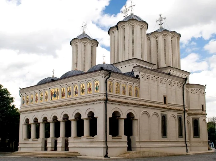 Patriarhia respinge acuzațiile de prozelitism lansate de deputata Corina Atanasiu privind orele de Religie