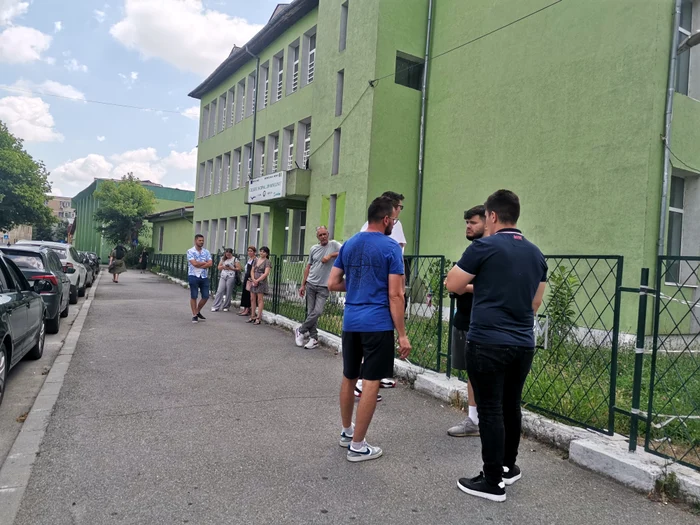 Profesorii care dau Titularizarea ani la rând: sute de note mari, foarte puține posturi titularizabile