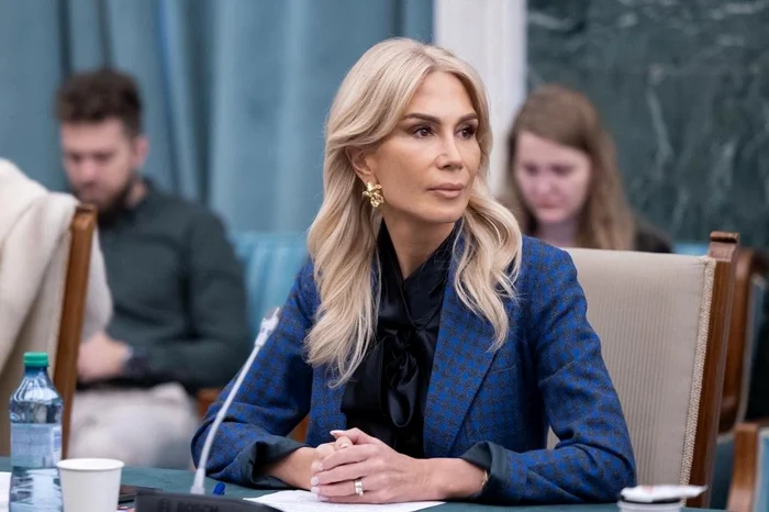 Raluca Turcan: „Nicio remunerare aflată în plată nu va scădea” după reforma salarizării