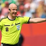 Anthony Taylor s-a retras la 47 de ani. Cariera marcată de cinci controverse importante