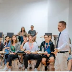 Psihologul Mihai Copăceanu: minorii nu ar trebui să participe la festivaluri, avertizează riscurile