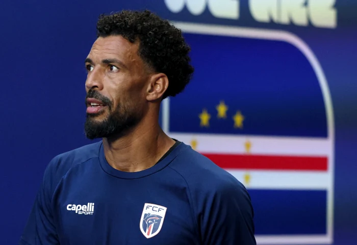 La 40 de ani, portar de la Cupa Mondială: Vozinha a semnat cu Colo Colo