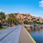 Un economist român, surprins de prețurile apartamentelor cu vedere la mare din Kavala: „Am recitit de trei ori”