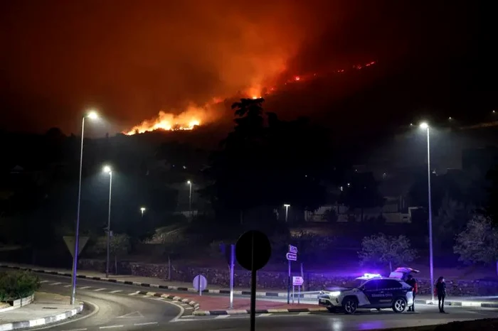 Incendiile se apropie de Bordeaux: sute de mii evacuați, autoritățile combat jafurile din cartierele părăsite
