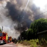 „Autostrada spre iad”: drumul D106 şi sute de proprietăţi mistuite de incendiul devastator din sud-vestul Franţei