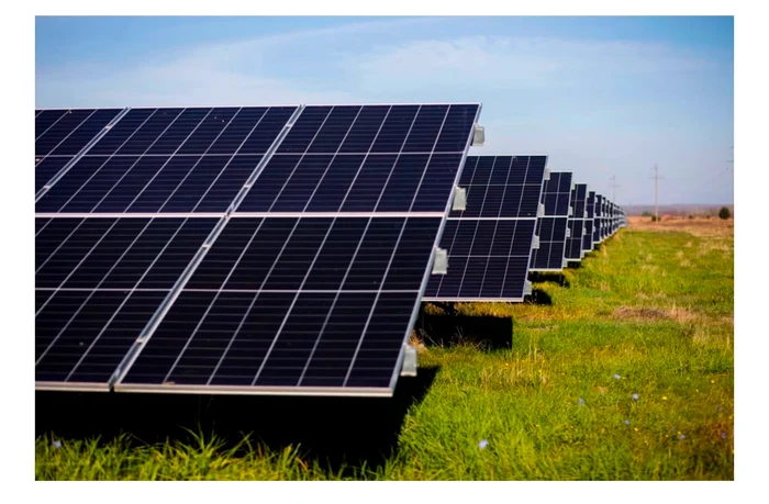 Parteneriatul Tinmar Energy – Complexul Energetic Oltenia trece la etapa de execuție pentru patru parcuri fotovoltaice