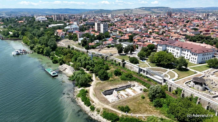 Ce găsesc turiștii la Dunăre: vestigiile antice și obiectivele din Drobeta‑Turnu Severin