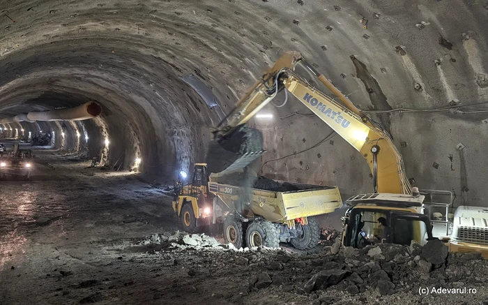 Ultimii metri până la străpungerea Tunelului Mare de pe A1 Lugoj–Deva; imagini de pe șantier