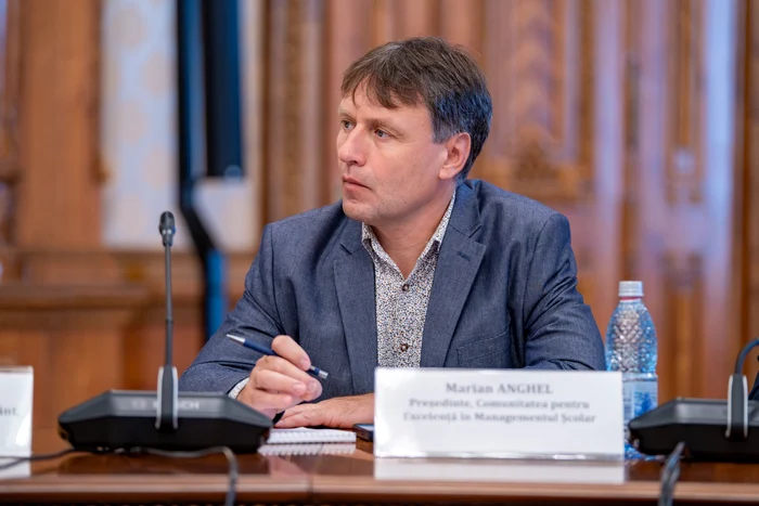 Concursul pentru directori revine, dar metodologia riscă să nu aducă liderii de care are nevoie școala românească