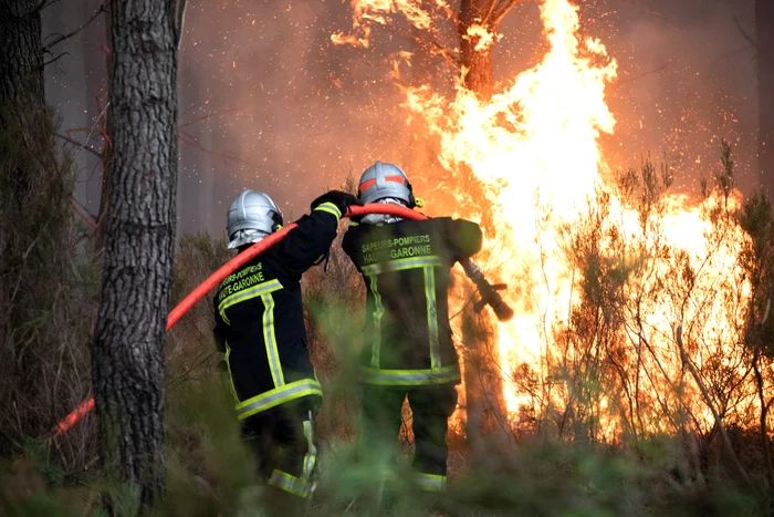 Incendiile din Spania și Franța continuă; un nou val de căldură agravează riscul