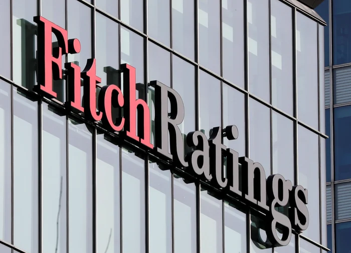 Ce analizează Fitch înainte de decizia privind ratingul României: economistul Adrian Mitroi despre riscuri și consecințe