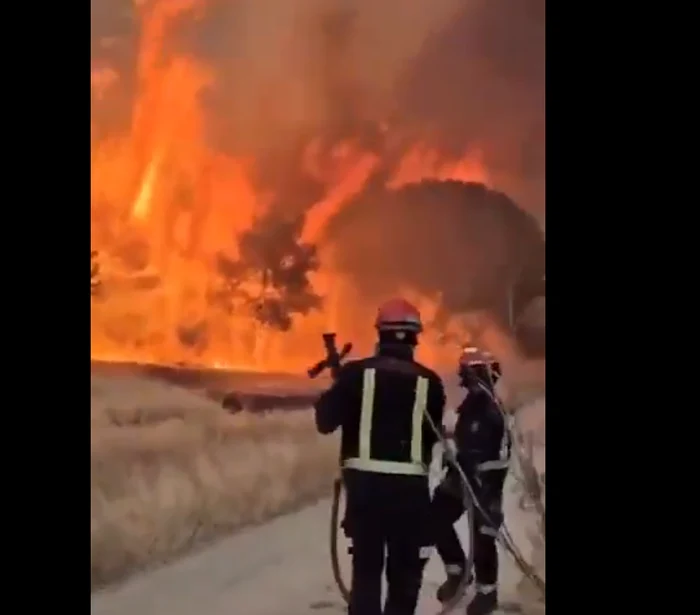 Incendii devastatoare în sudul Europei: trei pompieri morți în Grecia, focare active în Turcia, Spania, Franța și Portugalia
