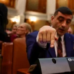 Analiză: De ce AUR și SOS au votat împotriva acordului SAFE pentru modernizarea armatei