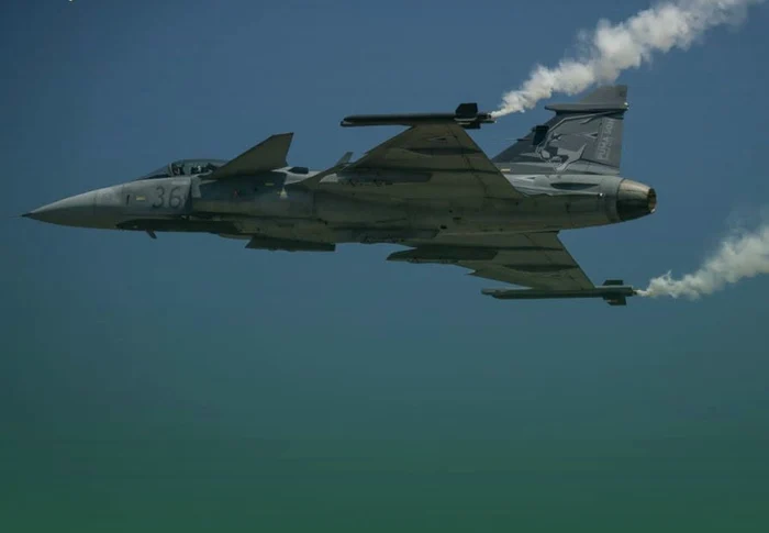 Avioane NATO ungare au ridicat în aer un A350 după pierderea legăturii cu controlul românesc
