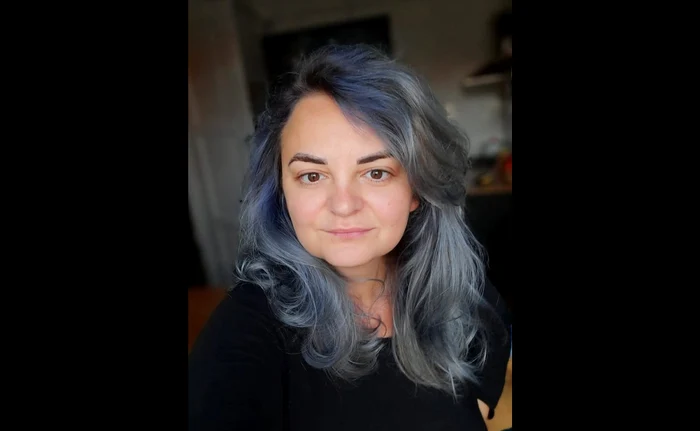 Anca Magyar: din tradiția bocitoarelor în oraș, spre rolul de „doulă de moarte”