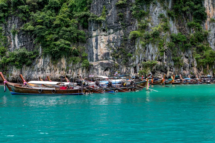 Topul destinațiilor turistice supraaglomerate: Phuket are 118 turiști pentru fiecare localnic