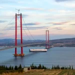Podul turcesc 1915 Çanakkale, record mondial, ar putea fi detronat de un proiect italian peste Strâmtoarea Messina