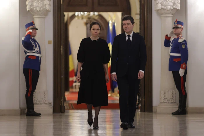 Nicușor Dan și Prima Doamnă, invitați la recepția şi dineul oficial oferite de Erdoğan la summitul NATO