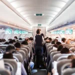 UE: bagajul de mână inclus în preţul biletului, despăgubiri mai rapide și locuri alăturate pentru copii