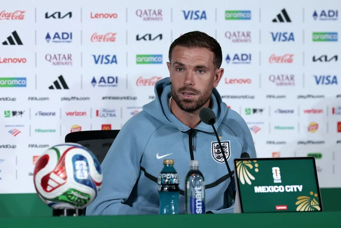 Jordan Henderson s-a accidentat grav la încheietura mâinii în timpul sărbătorilor cu fanii