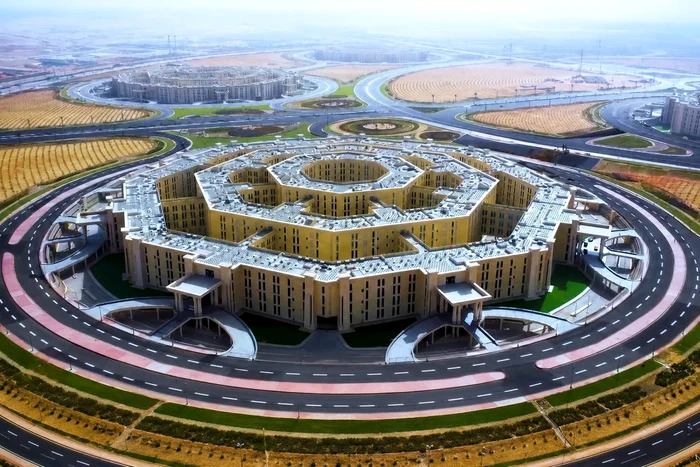 Egiptul a inaugurat „Octagon”, un uriaș centru strategic militar în Noua Capitală Administrativă