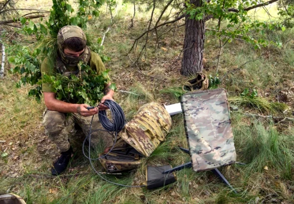 Rusia bruiază Starlink pentru a stopa dronele ucrainene; Ucraina loveşte „flota fantomă” în Marea Azov