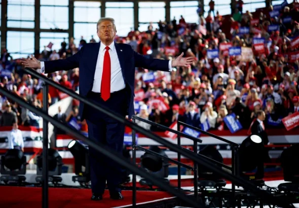 Trump revocă ultimii membri ai comisiei federale pentru asistenţă electorală, înainte de alegerile de la jumătatea mandatului