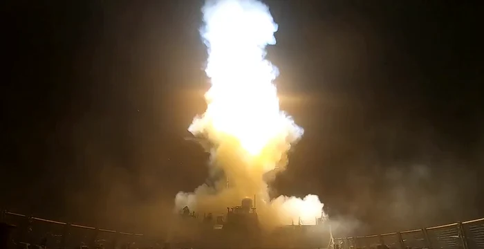 SUA: atacuri asupra a circa 140 de obiective din Iran ca răspuns la incidente în Strâmtoarea Ormuz