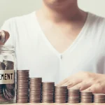 Pensionare la 40 de ani: cum funcționează mișcarea FIRE și ce șanse au românii să o aplice
