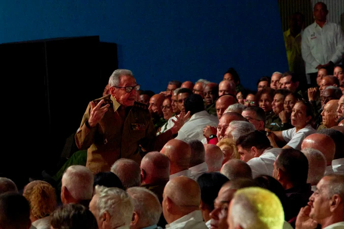 Raul Castro, văzut la Havana la marcarea a 100 de ani de la naşterea lui Fidel; este inculpat în SUA