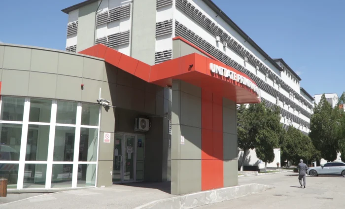 Infirmieră agresată la Spitalul Județean Slatina; unitatea anunță plângere penală
