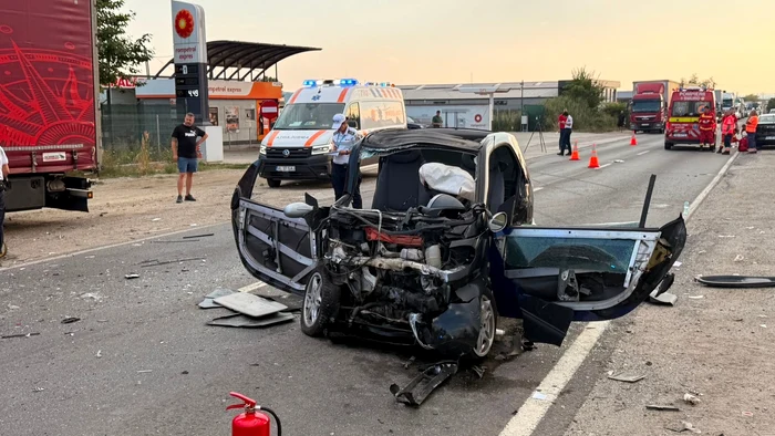 Un bărbat de 33 de ani din Dăeşti a murit într-un accident pe DN 67, în Budeşti (Vâlcea)