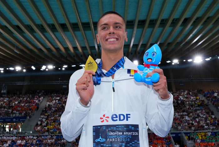 David Popovici, desemnat „Regele Sprintului” după aurul de la 200 m liber la Europenele de la Paris